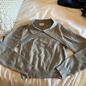 Grey sweater with cut out